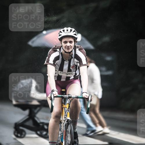 13.09.2026 - Stadtparktriathlon H.Heesch http://msf.ph/oto/10385806 13.09.2026 12:39:36 Radfahren 1118, 1127, 1174, 1192, 1214 meine-sportfotos.de