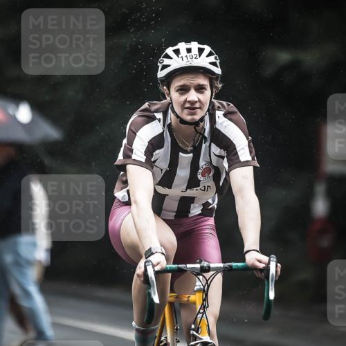 13.09.2026 - Stadtparktriathlon H.Heesch http://msf.ph/oto/10385818 13.09.2026 12:39:36 Radfahren 1118, 1127, 1174, 1192, 1214 meine-sportfotos.de