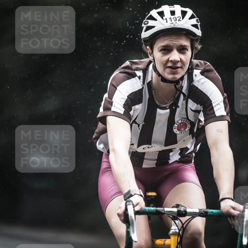 13.09.2026 - Stadtparktriathlon H.Heesch http://msf.ph/oto/10385822 13.09.2026 12:39:36 Radfahren 1118, 1127, 1174, 1192, 1214 meine-sportfotos.de