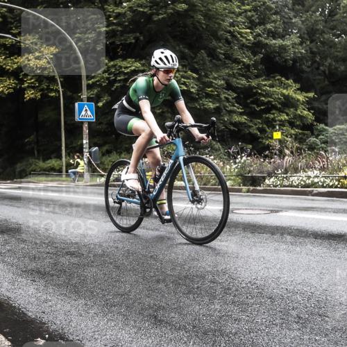 13.09.2026 - Stadtparktriathlon H.Heesch http://msf.ph/oto/10385825 13.09.2026 13:21:10 Radfahren 1369, 1384, 1506 meine-sportfotos.de