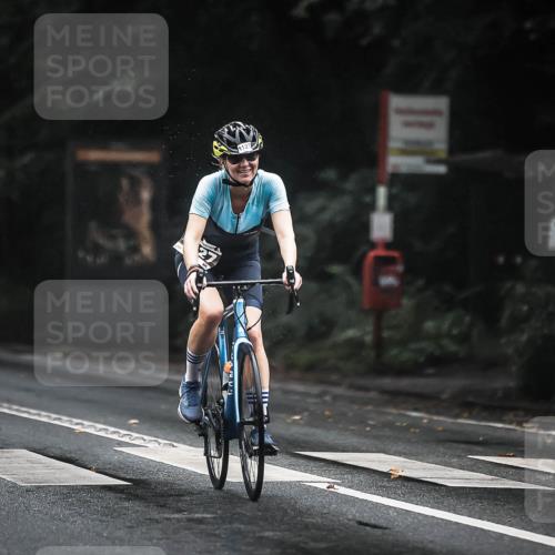 13.09.2026 - Stadtparktriathlon H.Heesch http://msf.ph/oto/10385826 13.09.2026 12:39:42 Radfahren 1118, 1127, 1263, 1268, 1272 meine-sportfotos.de