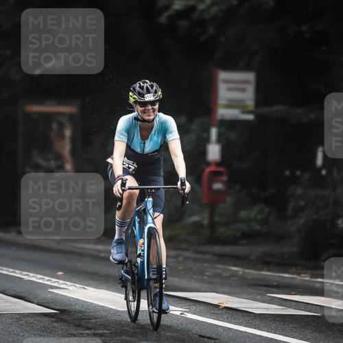 13.09.2026 - Stadtparktriathlon H.Heesch http://msf.ph/oto/10385830 13.09.2026 12:39:42 Radfahren 1118, 1127, 1263, 1268, 1272 meine-sportfotos.de
