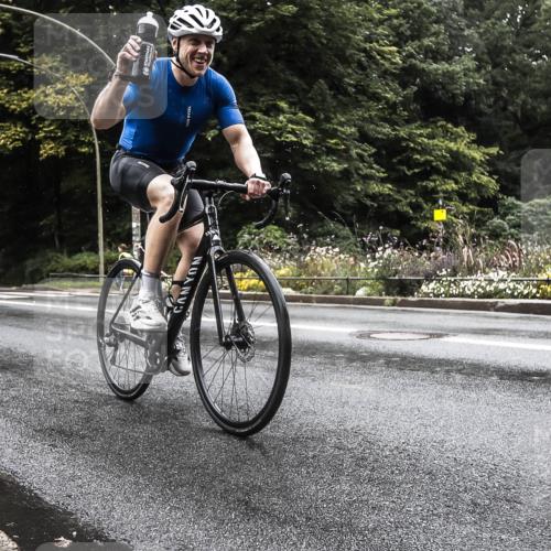 13.09.2026 - Stadtparktriathlon H.Heesch http://msf.ph/oto/10385883 13.09.2026 13:21:36 Radfahren 1353, 1464 meine-sportfotos.de