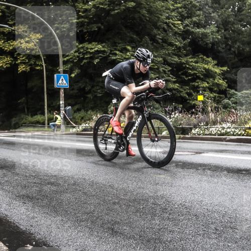 13.09.2026 - Stadtparktriathlon H.Heesch http://msf.ph/oto/10385889 13.09.2026 13:21:37 Radfahren 1353, 1464, 1511 meine-sportfotos.de