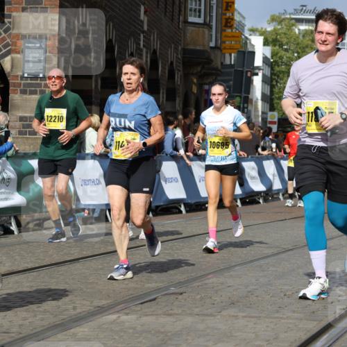 13.09.2026 - 21. swb-Marathon Bremen Strokosch-Dieckow http://msf.ph/oto/10385901 13.09.2026 11:07:33 Ziel 10156, 10205, 10360, 10488, 10748, 11100, 11123, 11246, 11393, 11439, 11600, 11684, 11696, 11759, 11822, 11823, 11917, 12020, 12173, 12255, 12266, 12536, 10363, 10364, 10580, 10595, 10661, 10830, 10871, 10907, 10935, 10937, 11037, 11223, 11515, 11643, 11924, 11934, 12097, 12167, 12168, 12194, 12307, 12509 meine-sportfotos.de