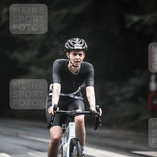 13.09.2026 - Stadtparktriathlon H.Heesch http://msf.ph/oto/10385978 13.09.2026 12:40:00 Radfahren 1069, 1217, 1297 meine-sportfotos.de