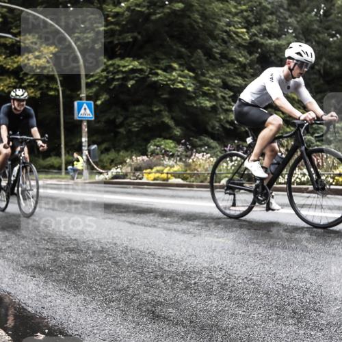 13.09.2026 - Stadtparktriathlon H.Heesch http://msf.ph/oto/10386003 13.09.2026 13:23:25 Radfahren 1379, 1381, 1459, 1476 meine-sportfotos.de