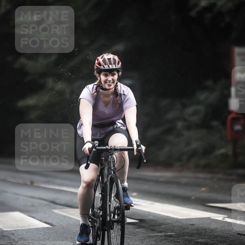 13.09.2026 - Stadtparktriathlon H.Heesch http://msf.ph/oto/10386052 13.09.2026 12:40:17 Radfahren 1080, 1116, 1135, 1198, 1265, 1271, 1291 meine-sportfotos.de