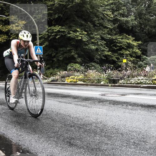 13.09.2026 - Stadtparktriathlon H.Heesch http://msf.ph/oto/10386081 13.09.2026 13:24:24 Radfahren 1410, 1418, 1480, 1494 meine-sportfotos.de