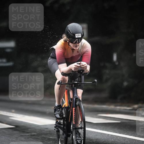 13.09.2026 - Stadtparktriathlon H.Heesch http://msf.ph/oto/10386097 13.09.2026 12:40:20 Radfahren 1080, 1135, 1186, 1198, 1260, 1265, 1271, 1291 meine-sportfotos.de