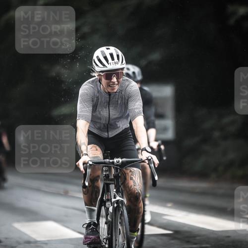 13.09.2026 - Stadtparktriathlon H.Heesch http://msf.ph/oto/10386125 13.09.2026 12:40:22 Radfahren 1080, 1135, 1186, 1198, 1260, 1265, 1271, 1275, 1291 meine-sportfotos.de