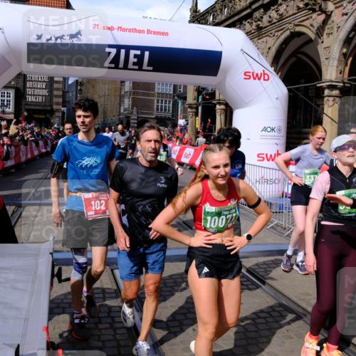 13.09.2026 - 21. swb-Marathon Bremen Tim E. http://msf.ph/oto/10386137 13.09.2026 13:24:59 Ziel 282, 789, 790, 1516, 1582, 2280, 3015, 3375, 3524, 3994, 4198, 4262, 4277, 5328, 5572, 5664, 6626, 6807, 8636, 8881, 9264, 9541, 10069, 10071, 10097, 10103 meine-sportfotos.de