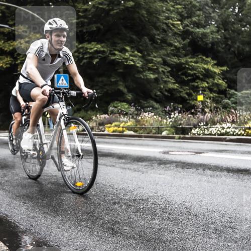 13.09.2026 - Stadtparktriathlon H.Heesch http://msf.ph/oto/10386152 13.09.2026 13:25:21 Radfahren 1211, 1319, 1336, 1362, 1368, 1375, 1383, 1405, 1491, 1492, 1527 meine-sportfotos.de