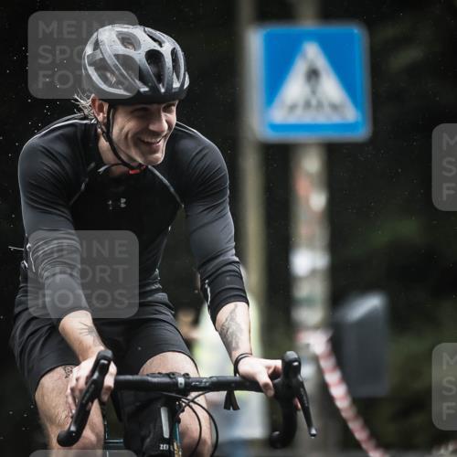 13.09.2026 - Stadtparktriathlon H.Heesch http://msf.ph/oto/10386159 13.09.2026 12:40:24 Radfahren 1135, 1186, 1198, 1260, 1265, 1271, 1275, 1291 meine-sportfotos.de