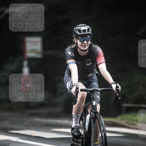 13.09.2026 - Stadtparktriathlon H.Heesch http://msf.ph/oto/10386176 13.09.2026 12:40:26 Radfahren 1135, 1186, 1198, 1260, 1265, 1271, 1275 meine-sportfotos.de
