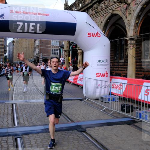 13.09.2026 - 21. swb-Marathon Bremen Tim E. http://msf.ph/oto/10386183 13.09.2026 13:25:14 Ziel 972, 1080, 1264, 2322, 2761, 3015, 4091, 4113, 4198, 4262, 4507, 4918, 4973, 5664, 6079, 6360, 6544, 6807, 6943, 7409, 7854, 8245, 8853, 9152, 10103 meine-sportfotos.de