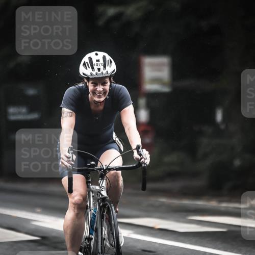 13.09.2026 - Stadtparktriathlon H.Heesch http://msf.ph/oto/10386224 13.09.2026 12:40:33 Radfahren 1070, 1200, 1275 meine-sportfotos.de