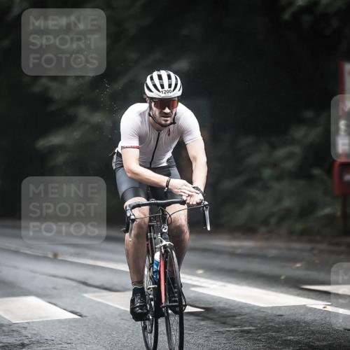 13.09.2026 - Stadtparktriathlon H.Heesch http://msf.ph/oto/10386233 13.09.2026 12:40:34 Radfahren 1070, 1200 meine-sportfotos.de