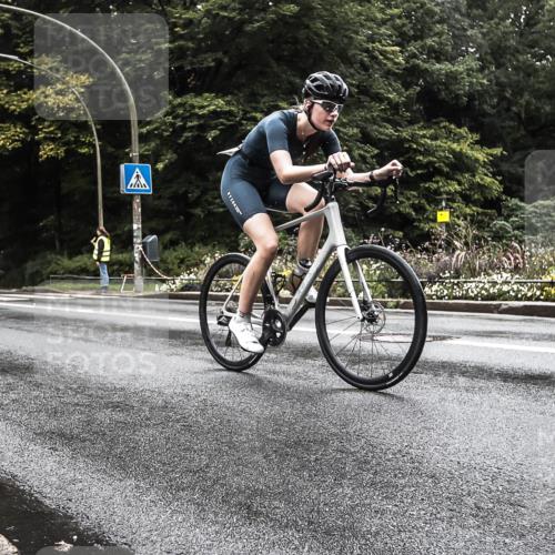 13.09.2026 - Stadtparktriathlon H.Heesch http://msf.ph/oto/10386238 13.09.2026 13:26:21 Radfahren 1338, 1387, 1421, 1422, 1456 meine-sportfotos.de