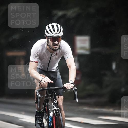 13.09.2026 - Stadtparktriathlon H.Heesch http://msf.ph/oto/10386250 13.09.2026 12:40:35 Radfahren 1070, 1200 meine-sportfotos.de