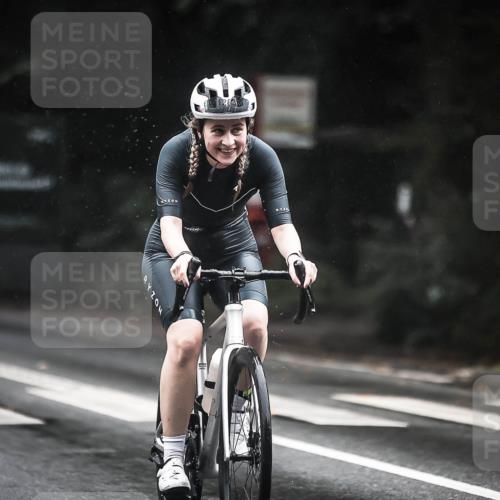 13.09.2026 - Stadtparktriathlon H.Heesch http://msf.ph/oto/10386264 13.09.2026 12:40:46 Radfahren 1283 meine-sportfotos.de