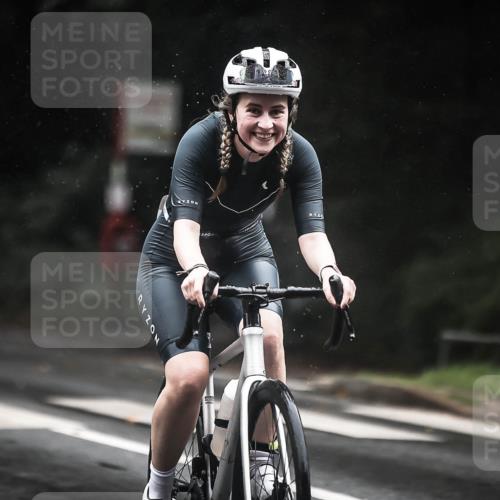 13.09.2026 - Stadtparktriathlon H.Heesch http://msf.ph/oto/10386274 13.09.2026 12:40:46 Radfahren 1283 meine-sportfotos.de
