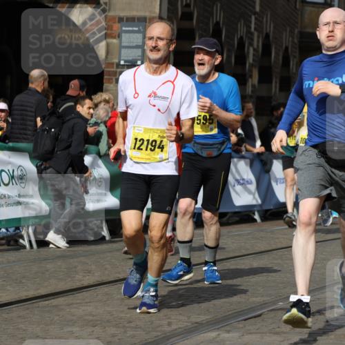 13.09.2026 - 21. swb-Marathon Bremen Strokosch-Dieckow http://msf.ph/oto/10386300 13.09.2026 11:07:50 Ziel 10138, 10205, 10279, 10280, 10363, 10364, 10501, 10505, 10580, 10695, 10748, 10907, 10935, 11123, 11223, 11417, 11643, 11767, 11865, 11899, 11917, 11924, 11934, 12020, 12167, 12168, 12173, 12210, 12277, 12419, 12509, 12536, 10139, 10404, 10493, 10660, 11044, 11378, 11404, 11659, 11831, 11833, 11958, 12024, 12031, 12066, 12160, 12248, 12389 meine-sportfotos.de