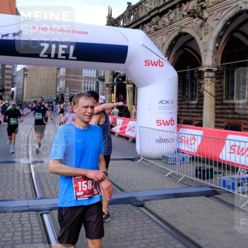 13.09.2026 - 21. swb-Marathon Bremen Tim E. http://msf.ph/oto/10386326 13.09.2026 13:25:26 Ziel 1080, 1119, 1166, 1264, 1436, 1448, 2322, 3105, 3187, 4091, 4113, 4459, 4507, 4918, 6079, 6113, 6943, 7306, 7326, 7409, 8245, 9036, 9073, 9152, 9360, 9493, 13088 meine-sportfotos.de