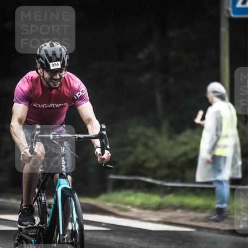 13.09.2026 - Stadtparktriathlon H.Heesch http://msf.ph/oto/10386328 13.09.2026 12:40:56 Radfahren 954, 1124, 1166, 1216, 1308 meine-sportfotos.de