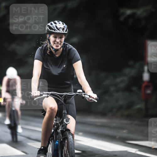 13.09.2026 - Stadtparktriathlon H.Heesch http://msf.ph/oto/10386336 13.09.2026 12:40:57 Radfahren 954, 1124, 1166, 1216, 1308 meine-sportfotos.de