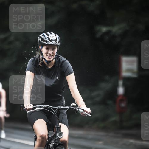 13.09.2026 - Stadtparktriathlon H.Heesch http://msf.ph/oto/10386338 13.09.2026 12:40:57 Radfahren 954, 1124, 1166, 1216, 1308 meine-sportfotos.de