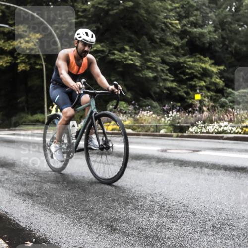 13.09.2026 - Stadtparktriathlon H.Heesch http://msf.ph/oto/10386339 13.09.2026 13:27:32 Radfahren 1357, 1429 meine-sportfotos.de