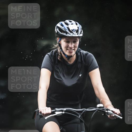 13.09.2026 - Stadtparktriathlon H.Heesch http://msf.ph/oto/10386352 13.09.2026 12:40:58 Radfahren 954, 1124, 1166, 1216, 1241, 1244, 1308 meine-sportfotos.de