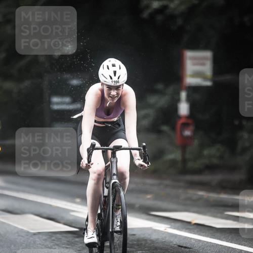 13.09.2026 - Stadtparktriathlon H.Heesch http://msf.ph/oto/10386359 13.09.2026 12:40:58 Radfahren 954, 1124, 1166, 1216, 1241, 1244, 1308 meine-sportfotos.de