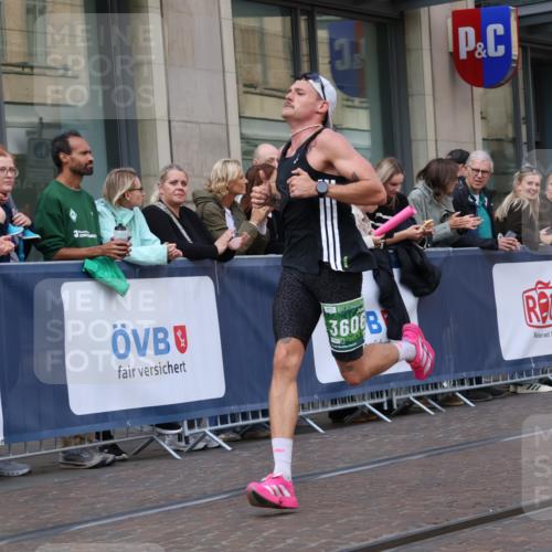 13.09.2026 - 21. swb-Marathon Bremen Strokosch-Dieckow http://msf.ph/oto/10386360 13.09.2026 12:53:23 Ziel 272, 1089, 1168, 1606, 2352, 3080, 3606, 13212, 2585, 2670, 3080, 7650, 8081 meine-sportfotos.de