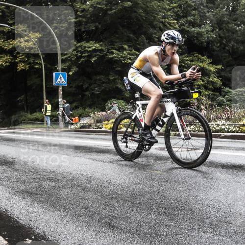13.09.2026 - Stadtparktriathlon H.Heesch http://msf.ph/oto/10386363 13.09.2026 13:27:58 Radfahren 1397, 1460 meine-sportfotos.de