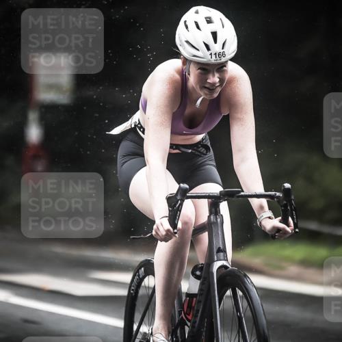 13.09.2026 - Stadtparktriathlon H.Heesch http://msf.ph/oto/10386374 13.09.2026 12:40:59 Radfahren 954, 1124, 1166, 1216, 1241, 1244, 1308 meine-sportfotos.de