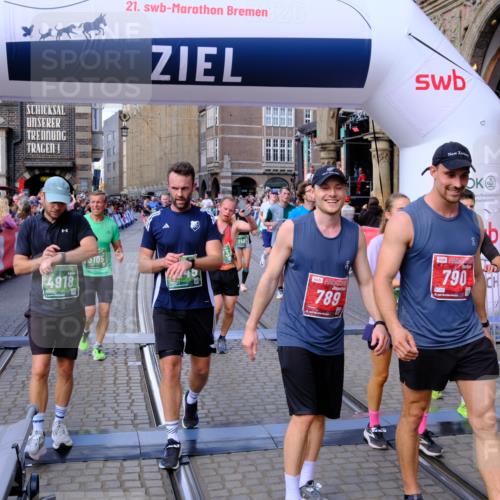13.09.2026 - 21. swb-Marathon Bremen Tim E. http://msf.ph/oto/10386379 13.09.2026 13:25:28 Ziel 1080, 1119, 1166, 1264, 1436, 1448, 2046, 2322, 3105, 3168, 3187, 4091, 4294, 4459, 4507, 4918, 6113, 6943, 7306, 7326, 8245, 9036, 9073, 9360, 9493, 9563, 13088 meine-sportfotos.de