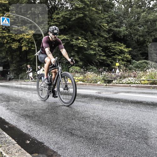 13.09.2026 - Stadtparktriathlon H.Heesch http://msf.ph/oto/10386423 13.09.2026 12:00:12 Radfahren 722, 1021, 1061 meine-sportfotos.de