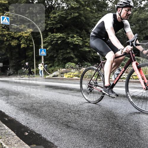 13.09.2026 - Stadtparktriathlon H.Heesch http://msf.ph/oto/10386427 13.09.2026 12:00:18 Radfahren 1040 meine-sportfotos.de