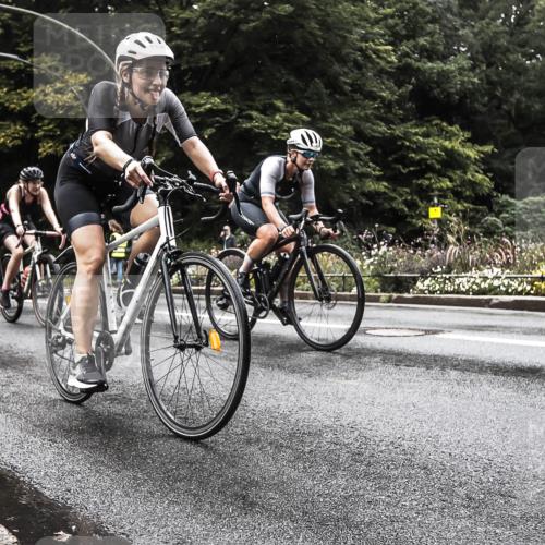 13.09.2026 - Stadtparktriathlon H.Heesch http://msf.ph/oto/10386434 13.09.2026 13:28:29 Radfahren 1373, 1388, 1407, 1420, 1425, 1519 meine-sportfotos.de