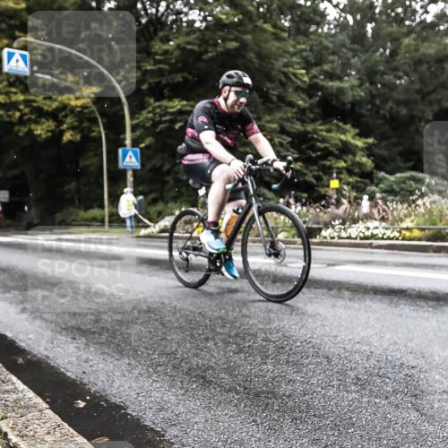 13.09.2026 - Stadtparktriathlon H.Heesch http://msf.ph/oto/10386479 13.09.2026 12:00:58 Radfahren 715, 841, 852, 1064 meine-sportfotos.de