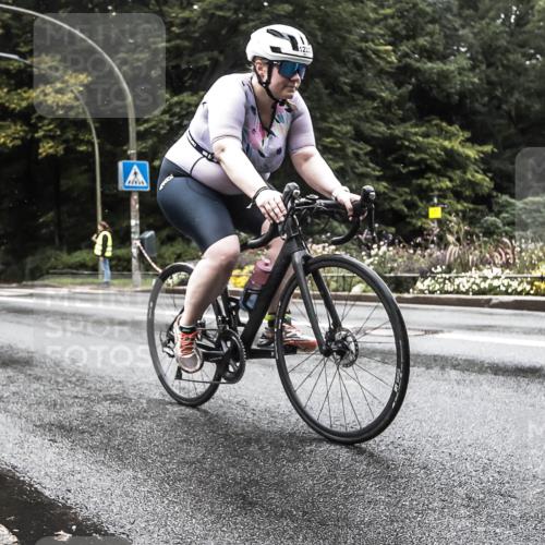 13.09.2026 - Stadtparktriathlon H.Heesch http://msf.ph/oto/10386499 13.09.2026 13:29:24 Radfahren 1212, 1237, 1386, 1406, 1430 meine-sportfotos.de