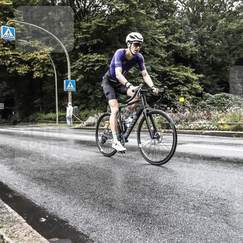13.09.2026 - Stadtparktriathlon H.Heesch http://msf.ph/oto/10386507 13.09.2026 12:01:18 Radfahren 835, 874, 1006, 1050 meine-sportfotos.de