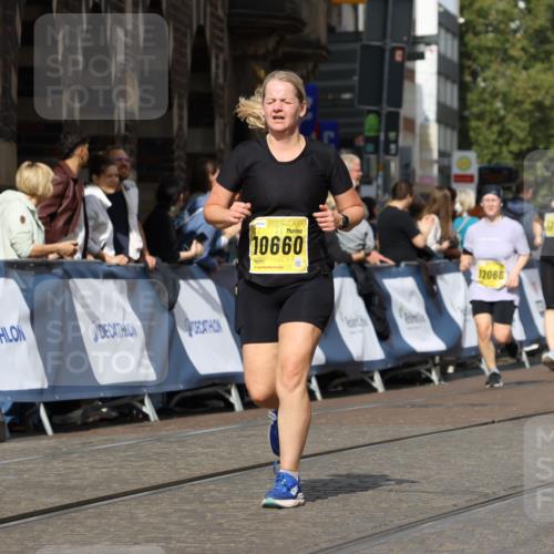 13.09.2026 - 21. swb-Marathon Bremen Strokosch-Dieckow http://msf.ph/oto/10386511 13.09.2026 11:08:03 Ziel 10279, 10280, 10363, 10364, 10501, 10505, 10580, 10595, 10661, 10674, 10830, 10871, 10907, 10935, 10937, 11037, 11223, 11515, 11643, 11899, 11924, 11934, 12024, 12097, 12167, 12168, 12194, 12277, 12307, 12419, 12509, 12511, 12512, 10135, 10188, 10404, 10493, 10767, 10793, 10851, 10859, 11032, 11263, 11659, 11831, 12160, 12248, 12325, 12384, 12389 meine-sportfotos.de
