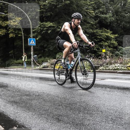 13.09.2026 - Stadtparktriathlon H.Heesch http://msf.ph/oto/10386513 13.09.2026 13:29:26 Radfahren 1212, 1237, 1386, 1406, 1430, 1453 meine-sportfotos.de