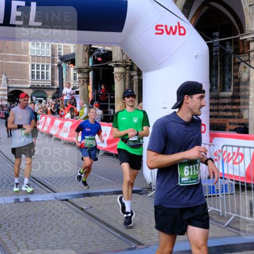 13.09.2026 - 21. swb-Marathon Bremen Tim E. http://msf.ph/oto/10386514 13.09.2026 13:25:42 Ziel 209, 260, 1119, 1650, 1658, 2046, 3168, 3187, 4294, 4459, 5755, 5814, 6113, 6380, 7252, 7306, 7326, 8357, 8545, 8695, 8769, 9036, 9299, 9460, 9468, 9563, 13025 meine-sportfotos.de