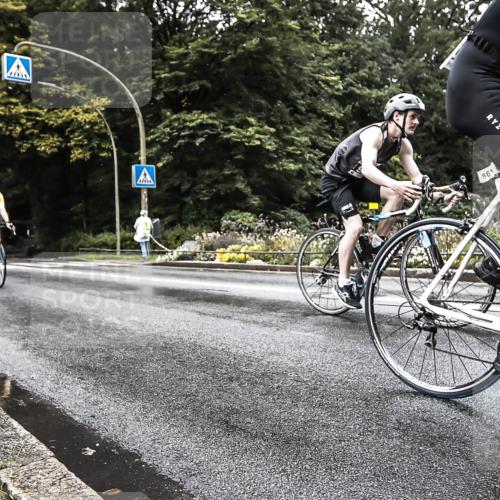 13.09.2026 - Stadtparktriathlon H.Heesch http://msf.ph/oto/10386515 13.09.2026 12:01:23 Radfahren 835, 861, 939, 995, 1027 meine-sportfotos.de