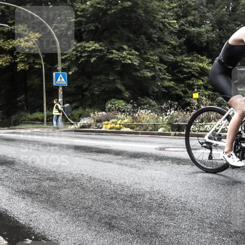 13.09.2026 - Stadtparktriathlon H.Heesch http://msf.ph/oto/10386525 13.09.2026 13:29:37 Radfahren 1360, 1435 meine-sportfotos.de
