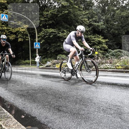 13.09.2026 - Stadtparktriathlon H.Heesch http://msf.ph/oto/10386542 13.09.2026 12:01:50 Radfahren 863, 867, 897, 915, 938 meine-sportfotos.de